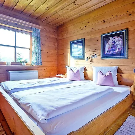 In Eben With Panoramic Mountain Views *