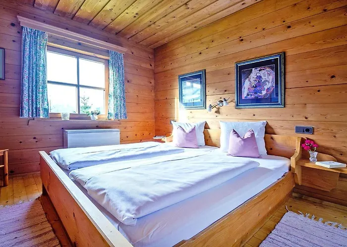 In Eben With Panoramic Mountain Views *