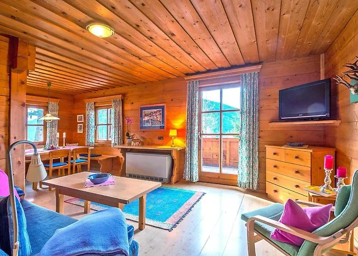 In Eben With Panoramic Mountain Views * エーベン・イム・ポンガウ