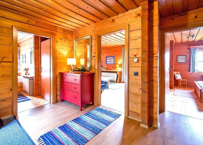 In Eben With Panoramic Mountain Views *