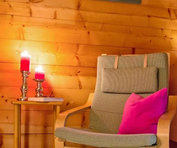 In Eben With Panoramic Mountain Views 別荘 エーベン・イム・ポンガウ